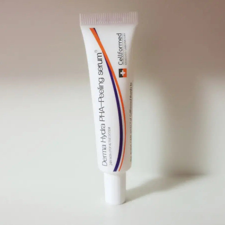 CELFOMED Derma Hydra PHA Peeling Serum 20 ml – Nawilżające serum złuszczające z PHA