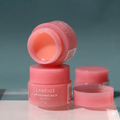 LANEIGE Lip Sleeping Mask – Berry (3g / Wersja Podróżna)
