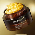 MEDICUBE Deep Vita C Capsule Cream – Rozjaśniająco-Ujędrniający Krem Kapsułkowany (55g)