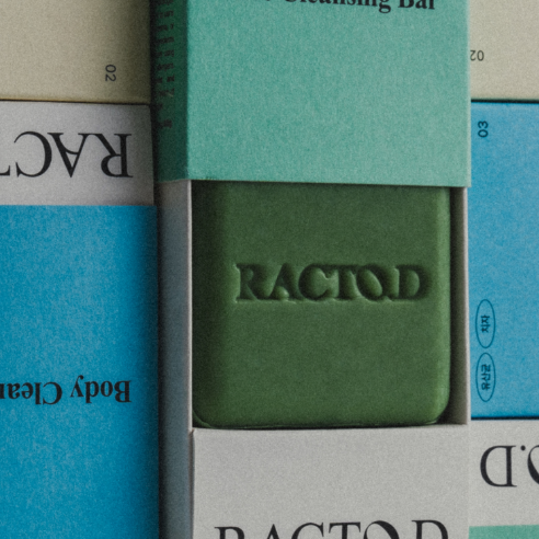Racto.D Body Cleansing Bar 03 Probiotic (85g) I Oczyszczająca kostka do ciała z gardenią