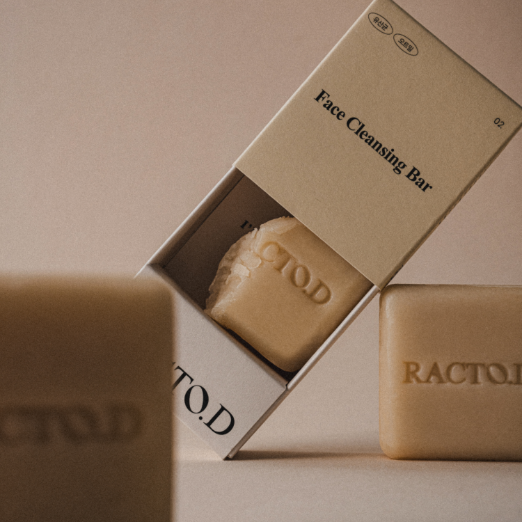 Racto.D Face Cleansing Bar No2 (85g) I Delikatna kostka oczyszczająca do twarzy z owsem